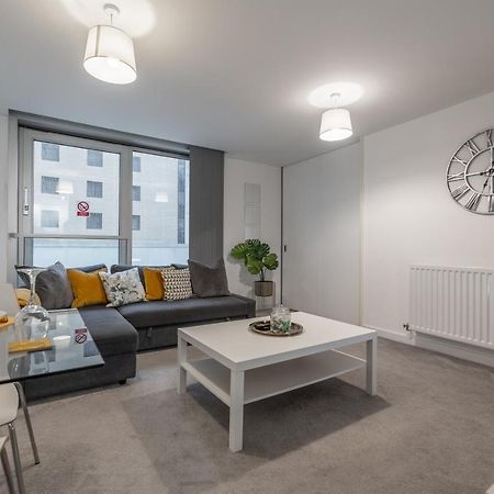 Modern 1 Bed In Central Mk, Free Parking, Smart Tv, Manhattan House By Valore Property Services Milton Keynes Eksteriør billede